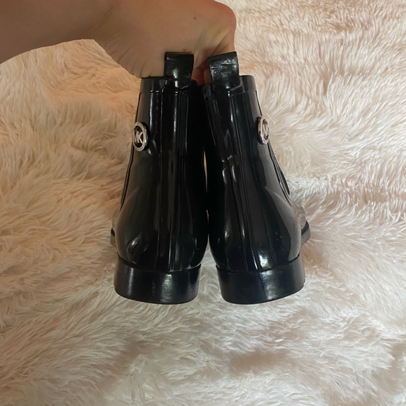 Michael Kors Black Ankle Rain Boot Size 7 - Picture 9 of 9